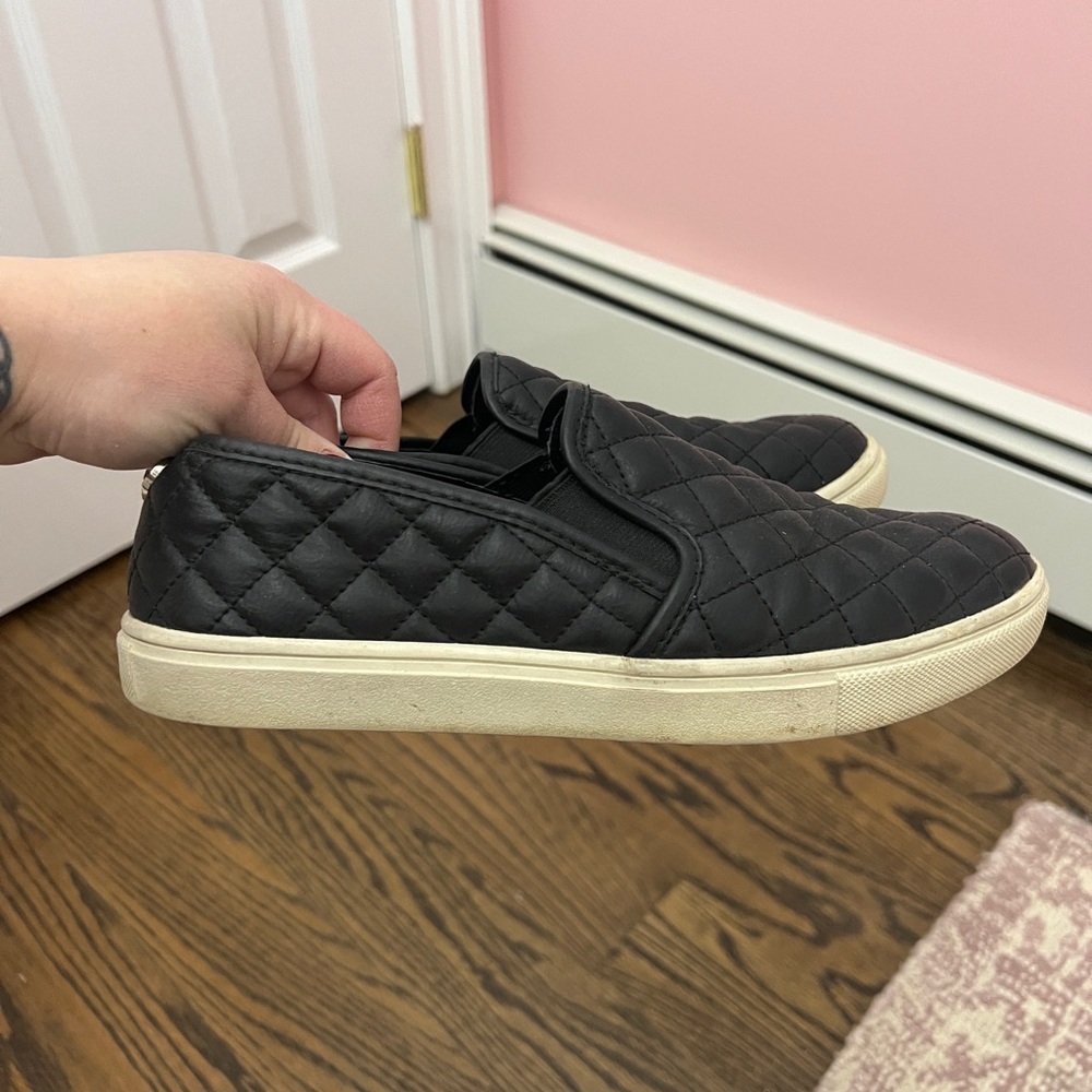 Steve Madden ECENTRCQ Shoe